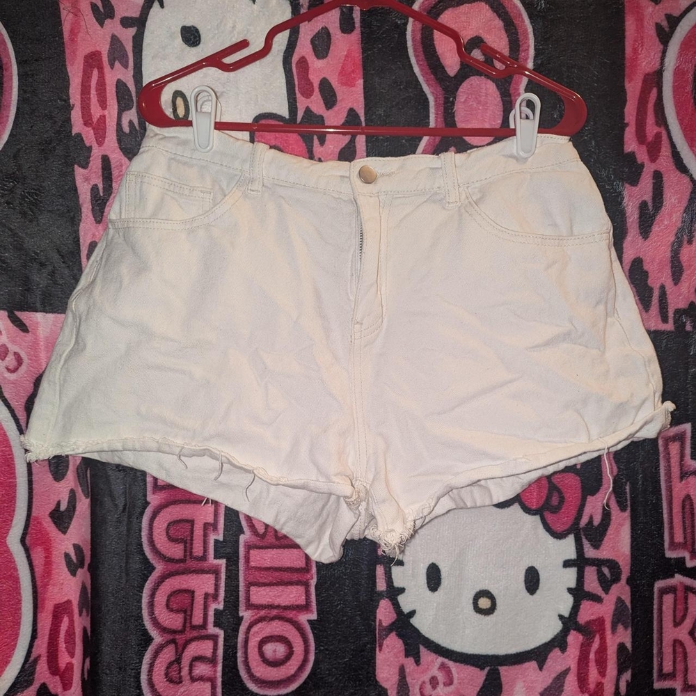 SHEIN White Jean Shorts High-Waisted Frayed Hem